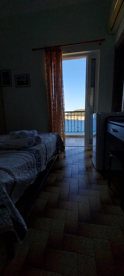 Panorama Rooms Pírgos Dhiroú 外观 照片